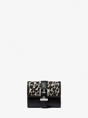 Portofel Dama Michael Kors Colby Small Leopard Print Calf Hair Tri-Fold Wallet Negrii | 52BDFJUTK